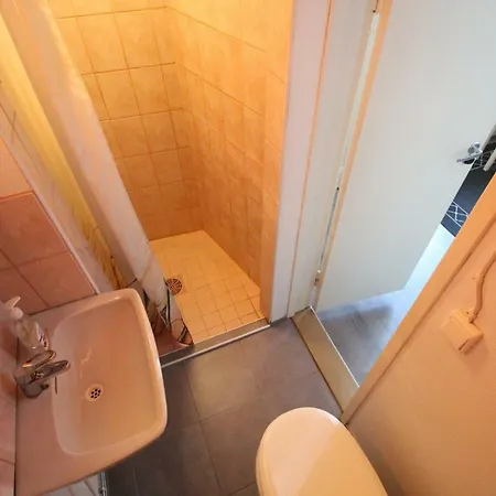 Economy Peura Konukevi 3*